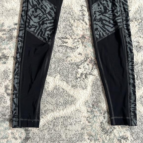 Lululemon Hot To Street Pant - Picture 3 of 16